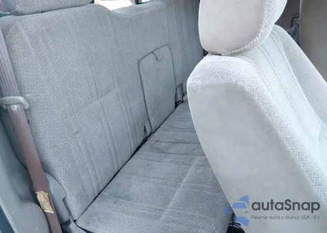 2000 Toyota Tundra Sr5 V8 z USA, uszkodzony, nr VIN 5TBBT4415YS002435